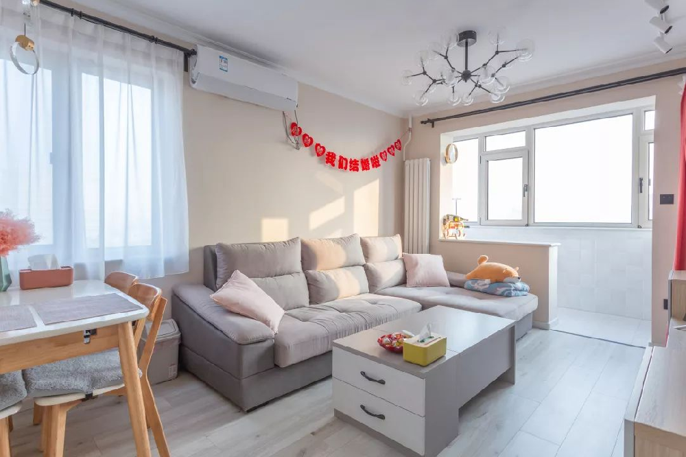 67㎡婚房一廳三用，收納（nà）翻（fān）倍，小兩（liǎng）口的生活讓人羨（xiàn）慕